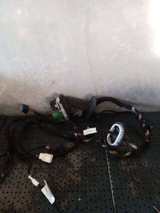 Cablaj instalatie electrica usa dreapta fata citroen c5 aircross 9830616980