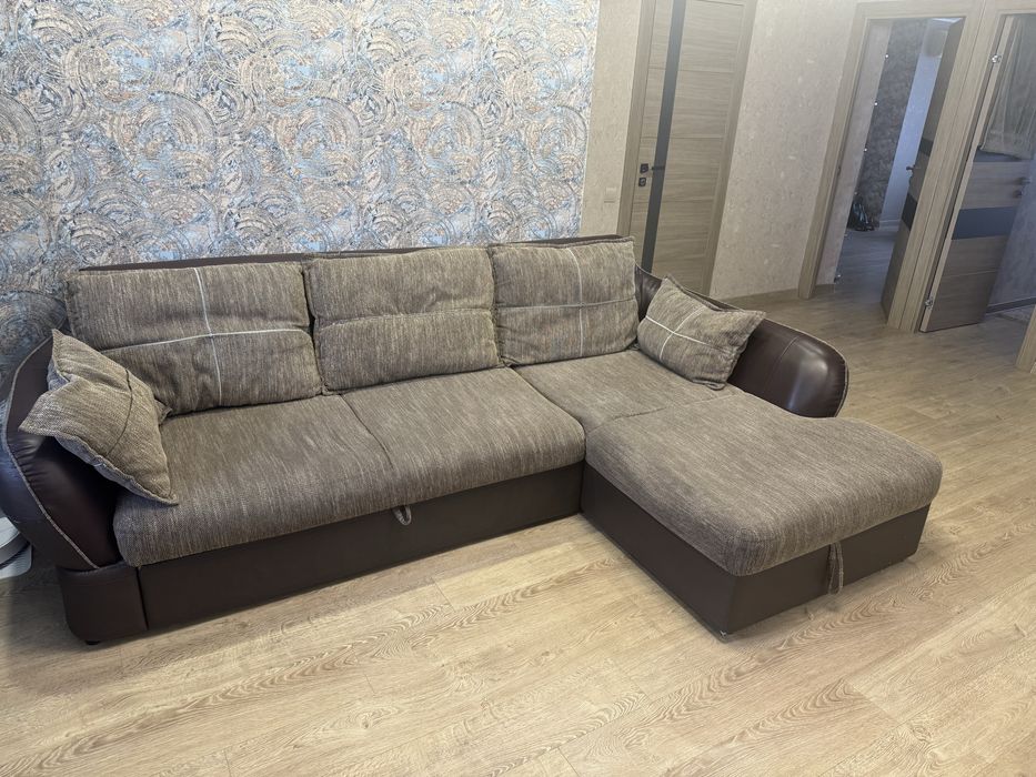 Диван раскладывающийся