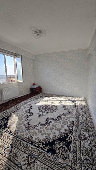Срочно продается в 7-микрорайоне 3-кв