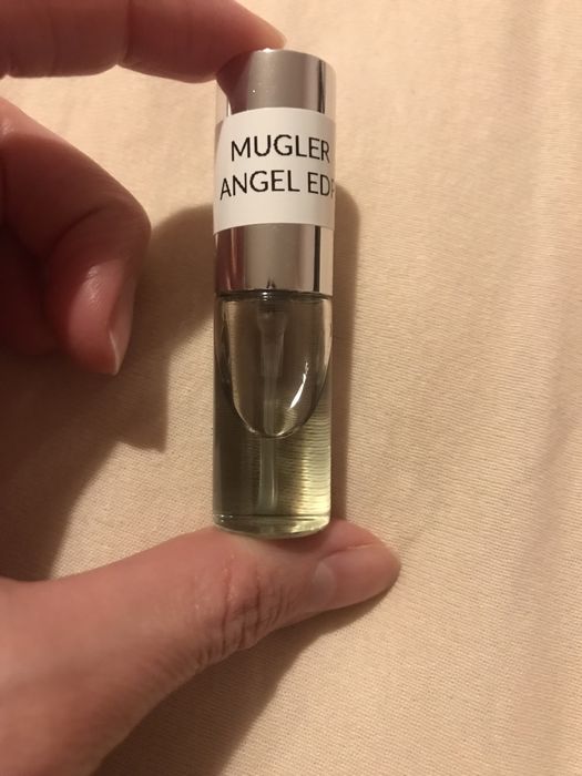 ПРОМОЦИЯ Дамски парфюм Valentino Voce Vita+подарък отливка