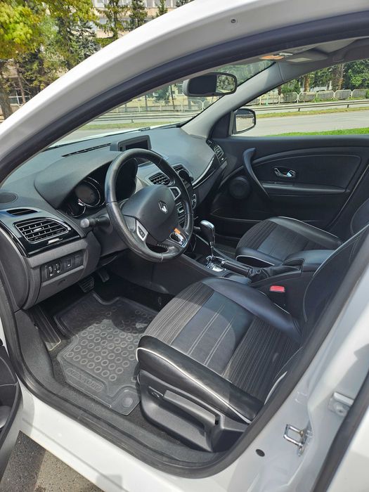 Renault Fluence 2015 1.5dCi 110к.с. Автомат, 1 собственик ТОП СЪСТОЯНИЕ