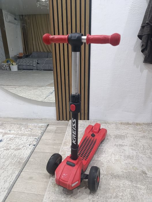 детский самокат на 5-8 лет