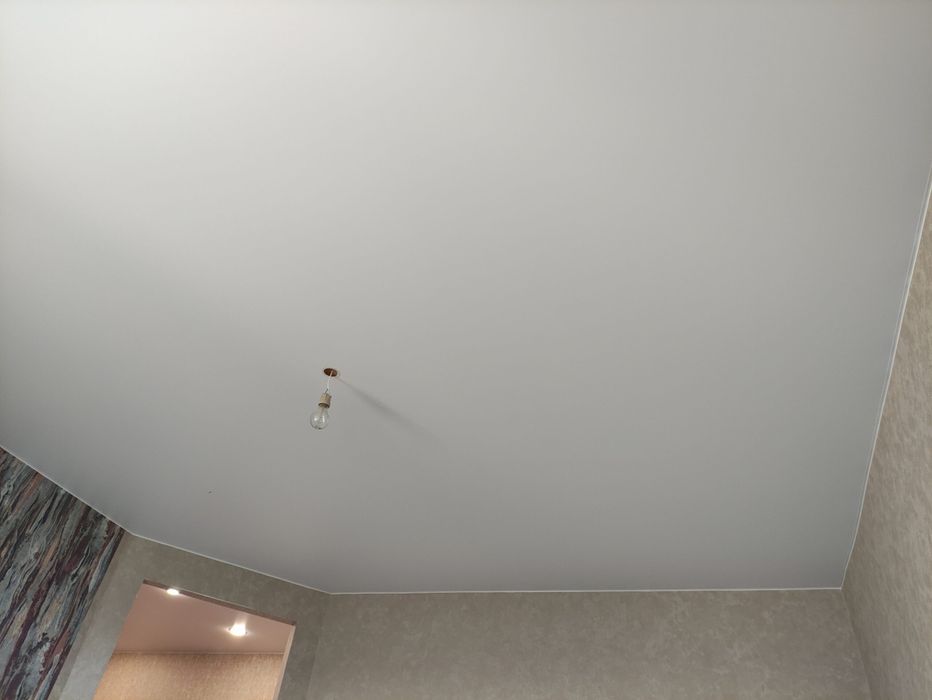 Матовый натяжной потолок