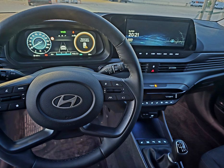 Hyundai i20 Premium Hybrid 2025 Нов 26 км