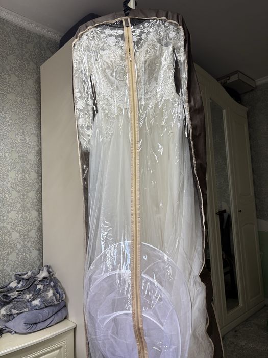 Свадебное платье продам