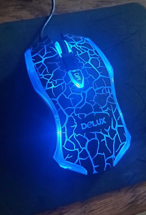 Vand mouse Delux nou