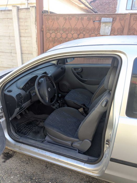 Vand Opel Corsa 1.2 pentru programul Rabla