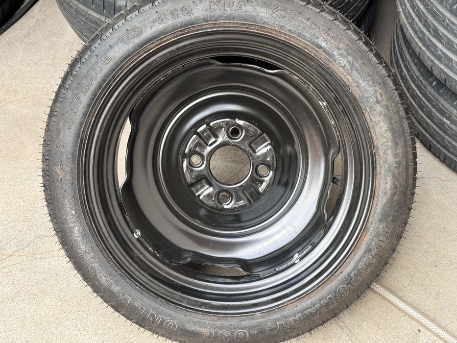 Патерица Nissan Volvo 16цола нова