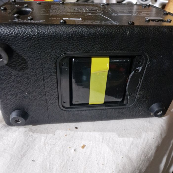 Boxa Marshall Kilburn portabila (jbl sony)