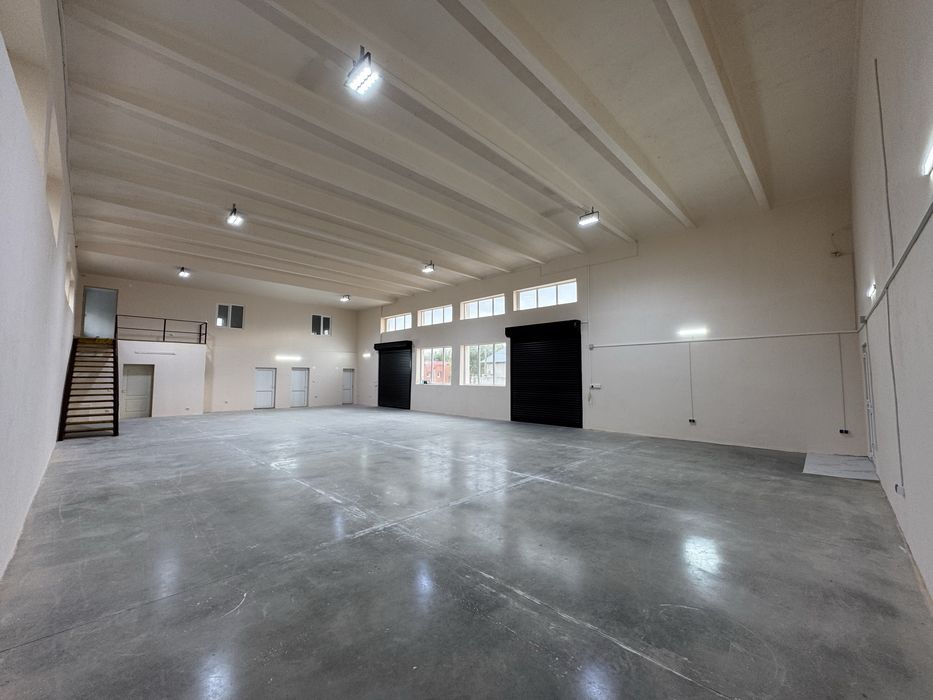 Ofer spre Vânzare/Închiriere hală Alexandria/Spatiu Comercial/Service