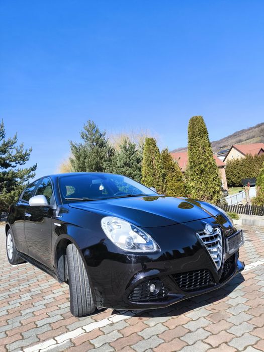 Alfa Romeo~Giulietta~1.4Bezina~