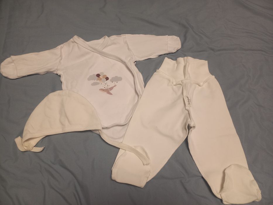 Детские вещи с 0+ до 3х месяцев