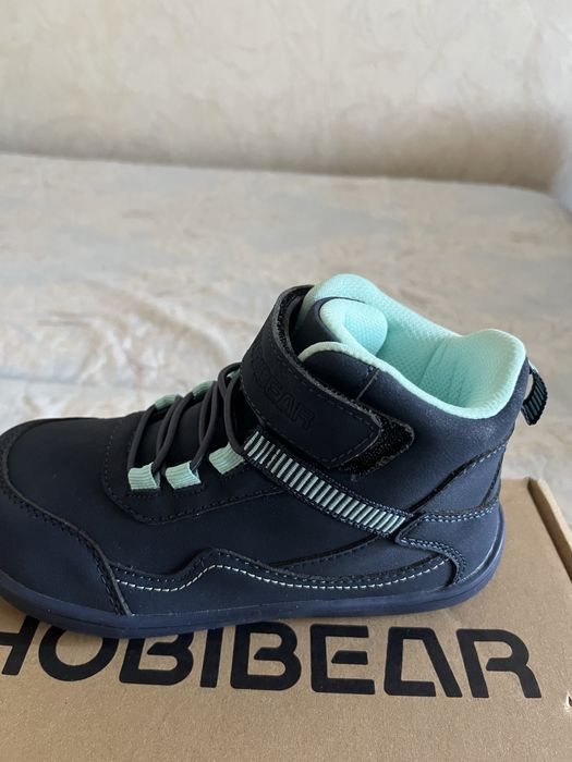 Продается весенняя обувь для мальчика