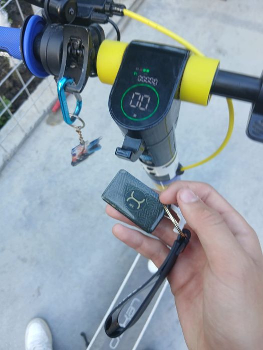 Vând trotinetă electrică lexgo RX9