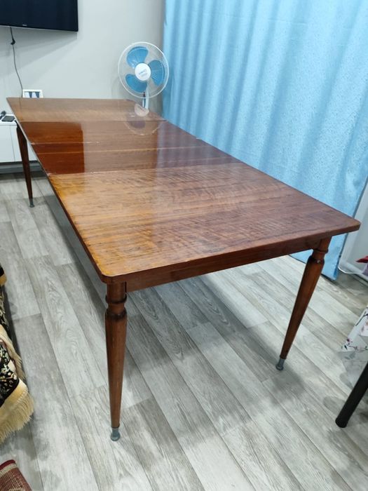 Продам раздвижной стол