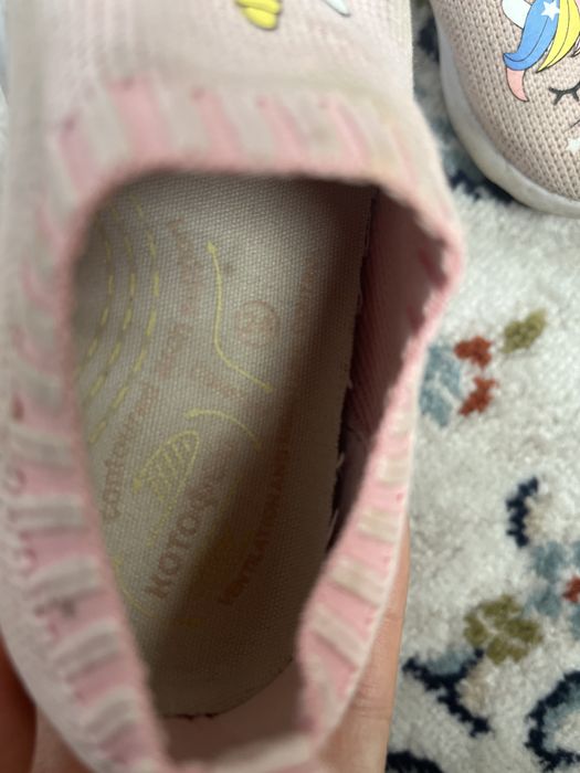 Аяқ киім қыз балаларға