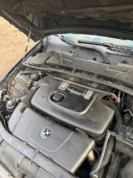 Motor Bmw e90 318d