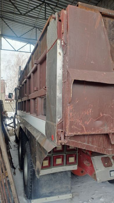 спецтехника самосвал грузовик