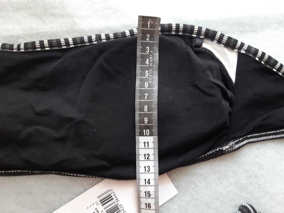 Guillemina baeza /Tommy Hilfinge луксозени бански костюм М/Л