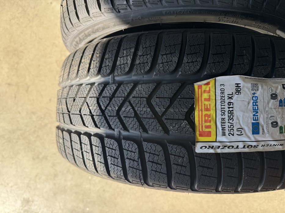 255 35 19 pirelli iarna m+s 2024 noi
