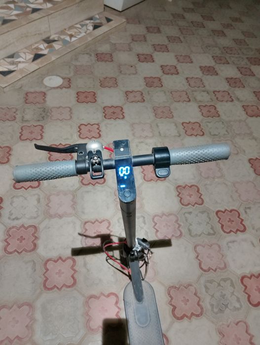 Электросамакат..