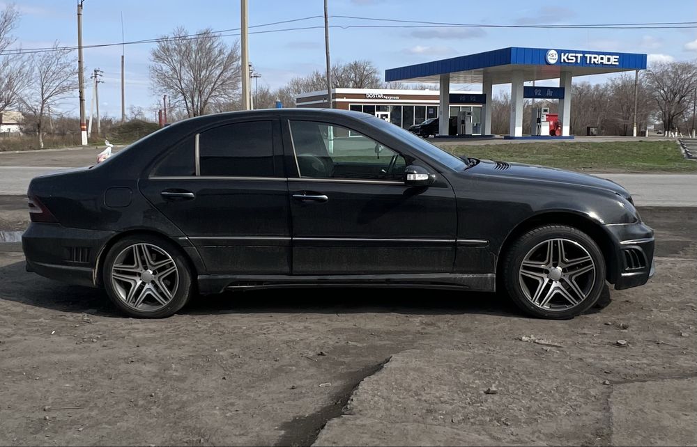 Продам Мерс с240 w203