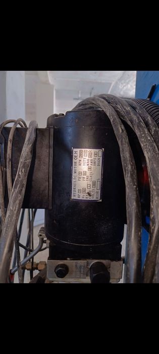 Продается подёмник хорошом состояния