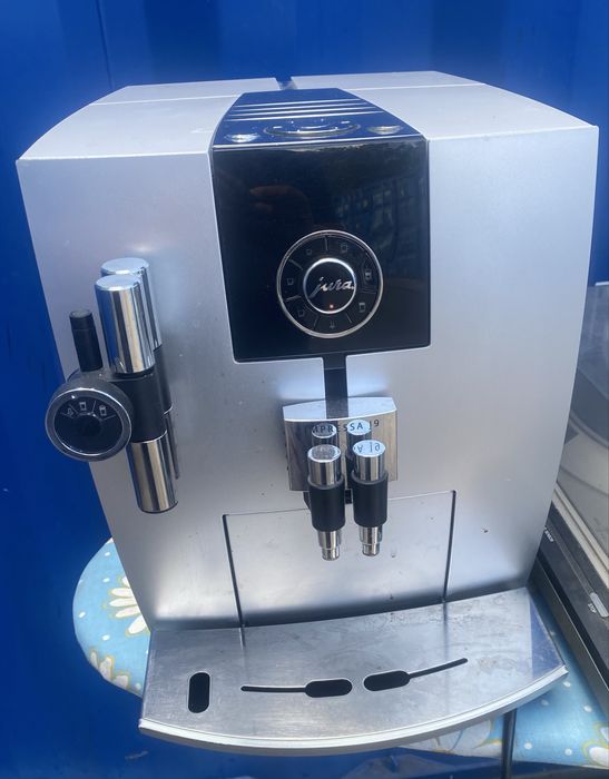 Vand aparat de cafea jura impressa j9