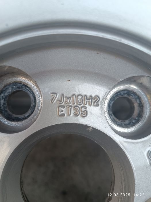 16/5/112-АУДИ А 4, А 6 нов внос перфектни