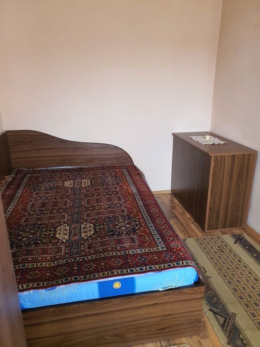 Inchiriez apartament 2 camere nedecomandate