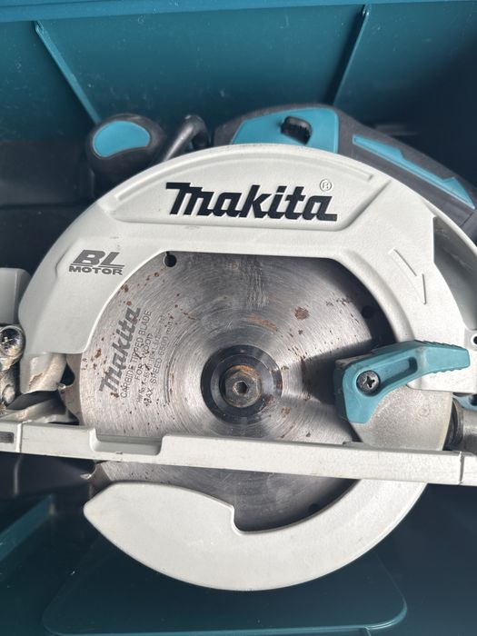 Vind circular DHS680  din 2024complet la cutie cu doi acum 5ah