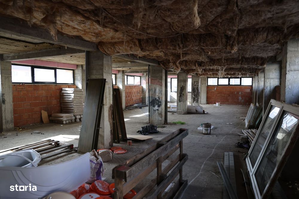 Spațiu comercial de 317mp de vânzare