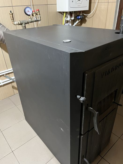 Centrala pe lemne Viadrus 30 kw din fonta