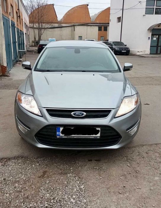 FORD Mondeo 2013 — imagine 2