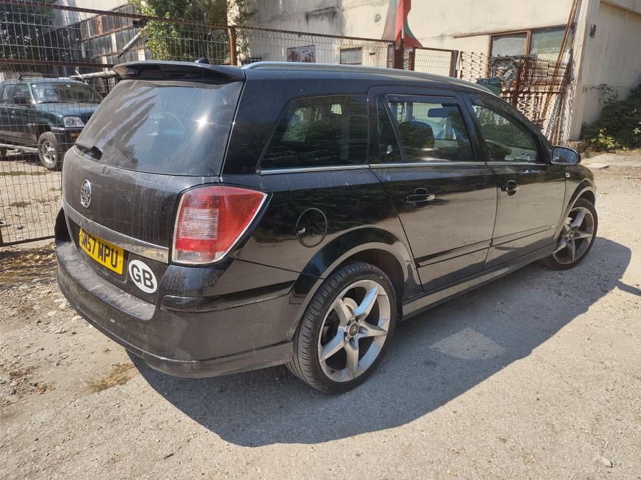 Opel Astra на части
