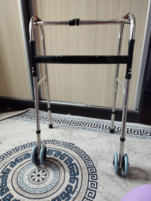 Ходунок сотилади