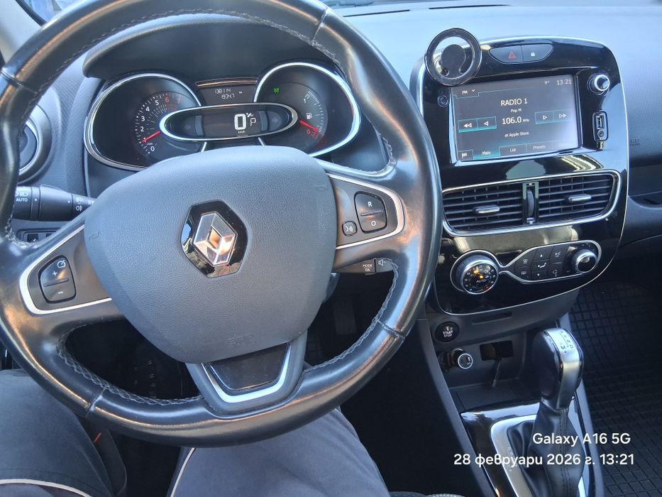 Рено Clio IV .1.2,118hp,автоматик,лед пакет ,задна камера,парктрони