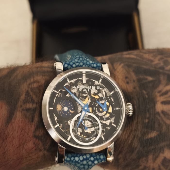 Мъжки часовник Akribos