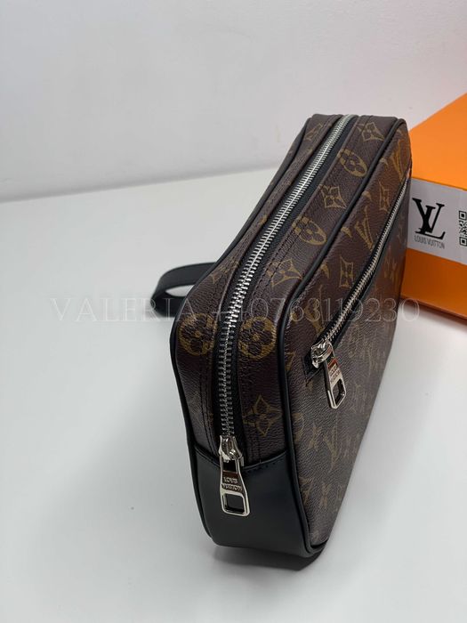 Borseta de mana - Louis Vuitton Kasai - monogram