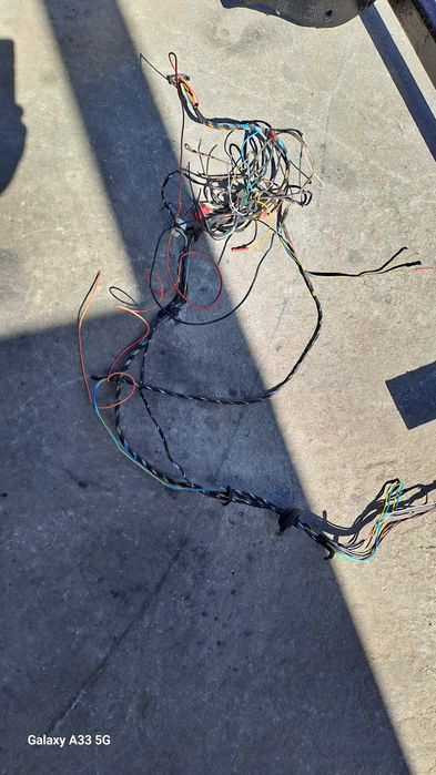 Продавам оригинален теглич за Mazda Demio/ Мазда Демио