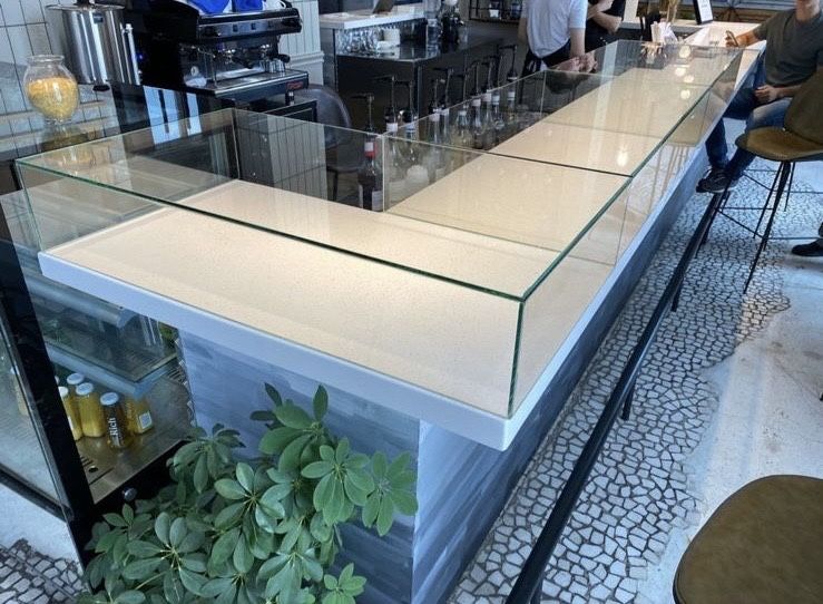 Стеклянные витрины / Перегородки