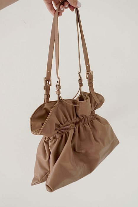 Бежова мека чанта Зара | Beige soft bag Zara
