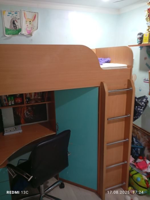 Детская кровать.