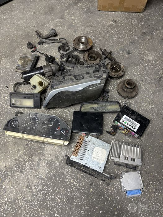 Bmv e30 zapchaslari bor