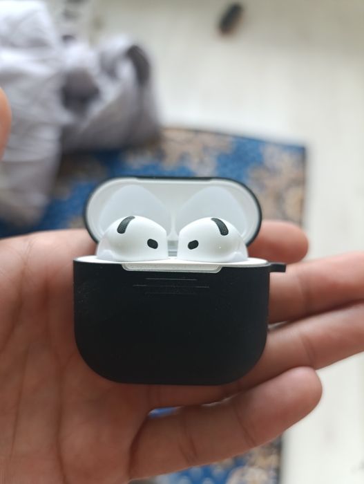 Airpods Air-6 orginal  sotiladi