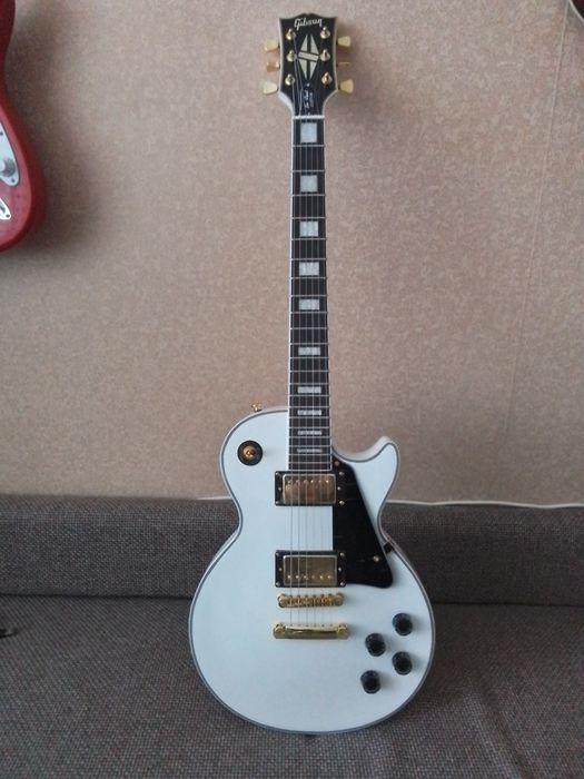 Gibson белый в золоте