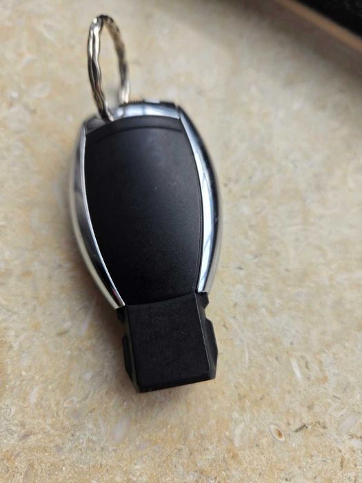 Оригинален ключ Mercedes-Benz E 350 (2008) – САЩ