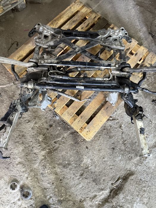 Преден мост /магаре / рейка/ тампони за audi S8 d4 /A8 d4