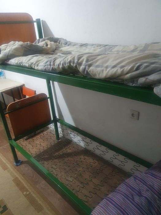 Продам  двухъярусную кровать