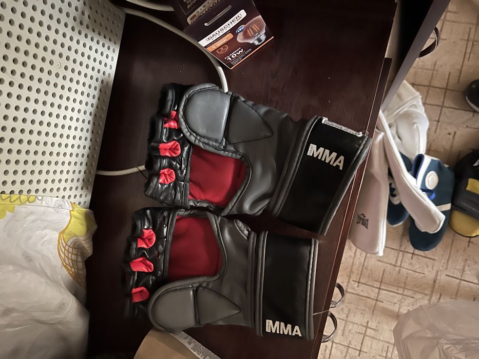 Перчатки everlast